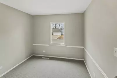 323 Mark Avenue, Glendale Heights, IL 60139 - Photo 13