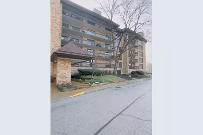 1671 Mission Hills Road #201, Northbrook, IL 60062 - Photo 1