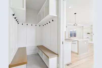 6235 N Kedvale Avenue, Chicago, IL 60646 - Photo 29