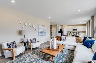 591 Lismore Cir, Elgin, IL 60124 - Photo 3