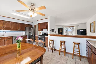 20 Abbeywood Dr, Romeoville, IL 60446 - Photo 13