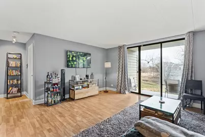 75 Kristin Circle #123, Schaumburg, IL 60195 - Photo 5