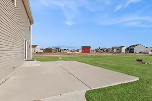 3258 Boombah Boulevard, Yorkville, IL 60560 - Photo 25