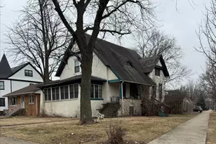 42 7th Ave, La Grange, IL 60525 - Photo 1