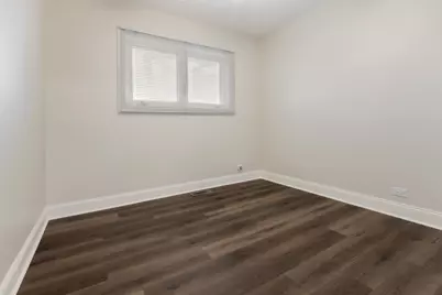 198 Shadywood Lane, Elk Grove Village, IL 60007 - Photo 15