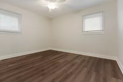 198 Shadywood Lane, Elk Grove Village, IL 60007 - Photo 13