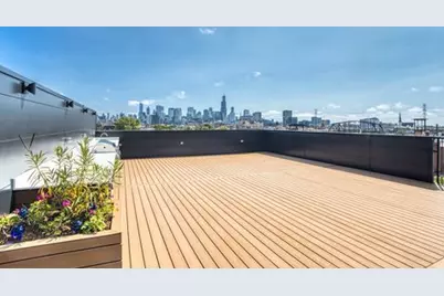 1801 W Grand Avenue #201, Chicago, IL 60622 - Photo 17