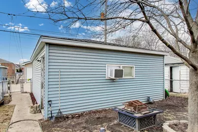 7772 Lavergne Avenue, Burbank, IL 60459 - Photo 29