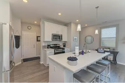 126 Kingsport Drive, South Elgin, IL 60177 - Photo 9