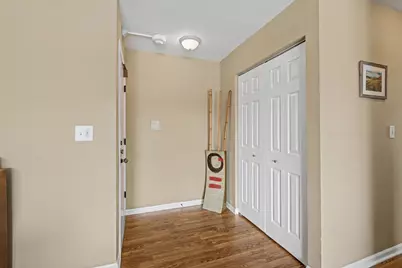 450 Raintree Court #3B, Glen Ellyn, IL 60137 - Photo 3