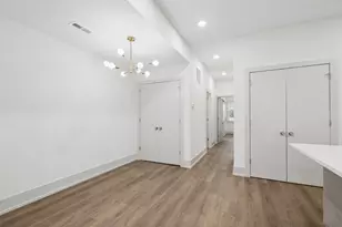 2719 W St Georges Ct, Chicago, IL 60647 - Photo 7