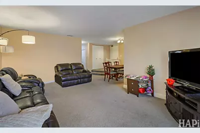 1300 Cromwell Court #1300, Vernon Hills, IL 60061 - Photo 9