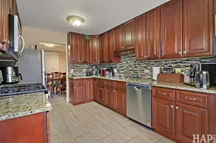 1300 Cromwell Ct, Vernon Hills, IL 60061 - Photo 11