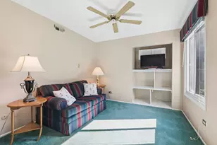 [Address not provided], Palos Hills, IL 60465 - Photo 11