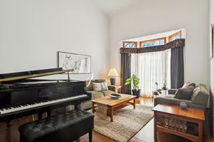 1332 Edington Ln, Mundelein, IL 60060 - Photo 3