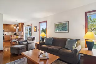 1332 Edington Ln, Mundelein, IL 60060 - Photo 9