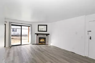 1325 Williamsburg Dr, Schaumburg, IL 60193 - Photo 5