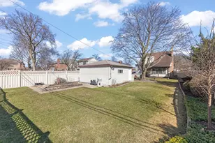 370 N Oak St, Elmhurst, IL 60126 - Photo 25