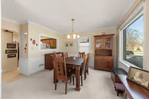 370 N Oak St, Elmhurst, IL 60126 - Photo 5