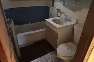 11336 S Calumet Ave, Chicago, IL 60628 - Photo 9