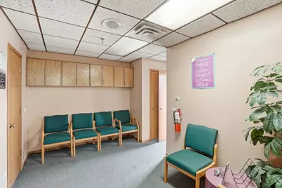 17710 Oak Park Avenue, Tinley Park, IL 60477 - Photo 9