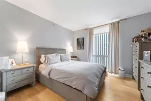 222 N Columbus Dr, Chicago, IL 60601 - Photo 13