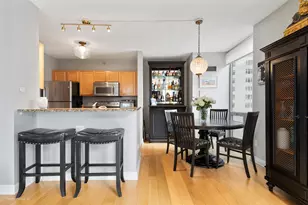 222 N Columbus Dr, Chicago, IL 60601 - Photo 9