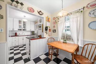 145 East Road, Glen Ellyn, IL 60137 - Photo 9