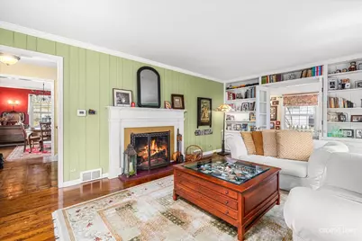 145 East Road, Glen Ellyn, IL 60137 - Photo 3