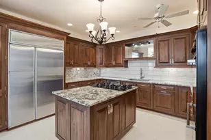 525 Highlington Ct, Beecher, IL 60401 - Photo 3