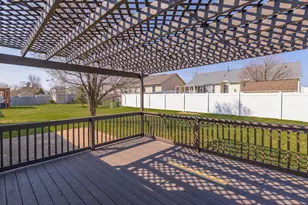 2275 Boulder Dr, Normal, IL 61761 - Photo 37