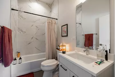 2247 W Lawrence Avenue #201, Chicago, IL 60625 - Photo 11