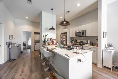 2247 W Lawrence Avenue #201, Chicago, IL 60625 - Photo 3