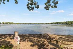 188 Oakwood Dr, Antioch, IL 60002 - Photo 39