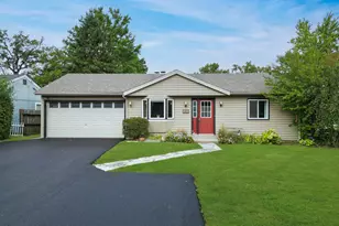 188 Oakwood Dr, Antioch, IL 60002 - Photo 3