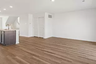 6510 Linden Trl, Wonder Lake, IL 60097 - Photo 9