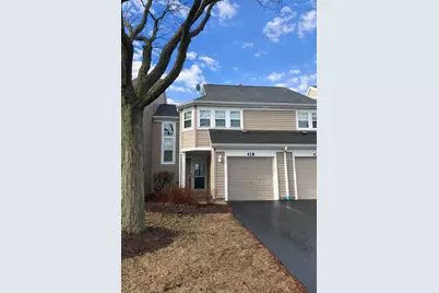 418 Waterford Court, Carol Stream, IL 60188 - Photo 1
