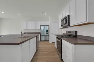 5918 Hawkweed Dr, Naperville, IL 60564 - Photo 9