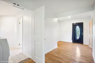 2897 87th St, Darien, IL 60561 - Photo 9