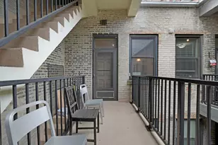 630 W Waveland Ave, Chicago, IL 60613 - Photo 15