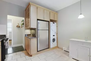 630 W Waveland Ave, Chicago, IL 60613 - Photo 9