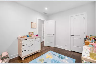 3904 N Whipple Avenue #2, Chicago, IL 60618 - Photo 13