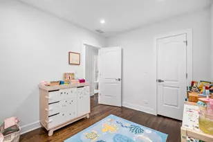 3904 N Whipple Ave, Chicago, IL 60618 - Photo 13