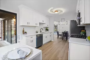 1454 N Elmhurst Rd, Mount Prospect, IL 60056 - Photo 5