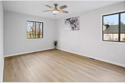 1454 N Elmhurst Road #102B, Mount Prospect, IL 60056 - Photo 7