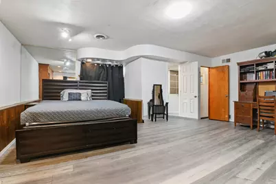 [Address not provided], Joliet, IL 60435 - Photo 9