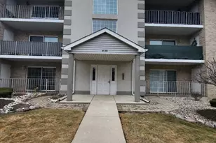 9138 W 95th St, Hickory Hills, IL 60457 - Photo 1