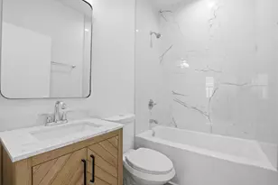 3040 N Drake Ave, Chicago, IL 60618 - Photo 9