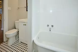 1351 W Touhy Ave, Chicago, IL 60626 - Photo 17