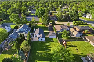 134 E Morrison Ave, Mount Prospect, IL 60056 - Photo 29